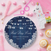 Navy Blue String Lights Rustiek Hout Lace Wedding Papieren Bordje (Feest)