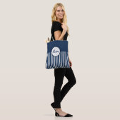 Navy Blue Stripe en Kleurenblok Tote Bag (Op model)