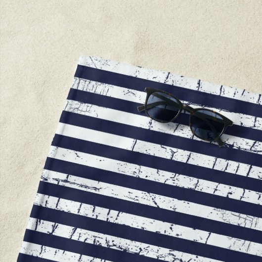 Navy Blue Stripes + naam en nautisch anker Strandlaken (In situ)