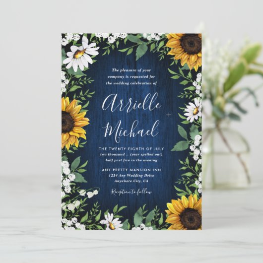 Navy Blue Sunflower Rustic Wedding Invitations Kaart (Staand voorkant)
