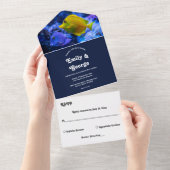 Navy Blue Underwater Zee Fish Nautical bruiloft All In One Uitnodiging (Afscheurbaar)