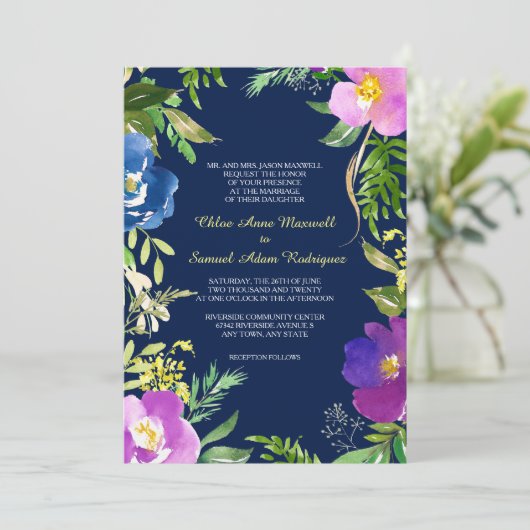 Navy Blue Violet Modern Floral Wedding Kaart (Staand voorkant)