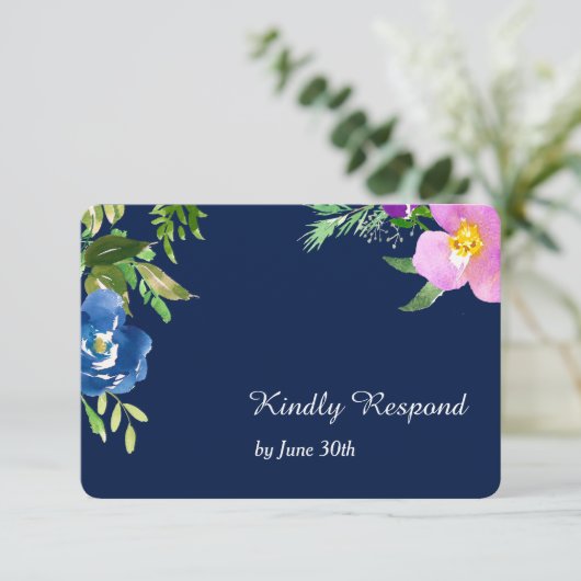 Navy Blue Violet Modern Floral Wedding RSVP (Staand voorkant)