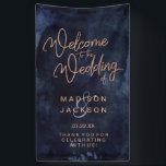 Navy Blue Waterverf & Roos Gold Wedding Welkom Spandoek<br><div class="desc">Navy Blue Waterverf & Roos Gold Faux Folie die perfect is voor Herfst of Winter Wedding Welcome Banner Sign met trendy Hand Lettered Script font! ~ Bekijk mijn winkel het hele bruiloft collectie met dit ontwerp!</div>
