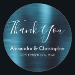 Navy Blue Wedding Favor Dank je Ronde Sticker<br><div class="desc">Navy Blue Wedding Seal Favor Dank je wel. Deze sticker kan worden aangepast om de jouw naam en de trouwdatum op te nemen en kan worden gebruikt om je trouwuitnodigingen af te sluiten of om tassen te bevoordelen. Deze marinesoldensticker maakt deel uit van het roos gouden collectie. Neem contact op...</div>