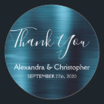 Navy Blue Wedding Favor Dank je Ronde Sticker<br><div class="desc">Navy Blue Wedding Seal Favor Dank je wel. Deze sticker kan worden aangepast om de jouw naam en de trouwdatum op te nemen en kan worden gebruikt om je trouwuitnodigingen af te sluiten of om tassen te bevoordelen. Deze marinesoldensticker maakt deel uit van het roos gouden collectie. Neem contact op...</div>