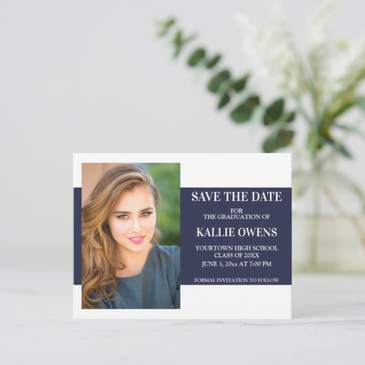 Navy Blue White Afstuderen Save the Date Aankondigingskaart (Staand voorkant)
