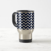 Navy Blue & White Chevron Zigzag Pattern Reisbeker (Voorkant links)