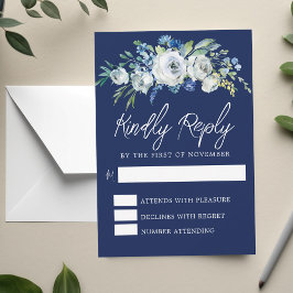 Navy Blue White Floral Elegant Winter Wedding RSVP Kaartje