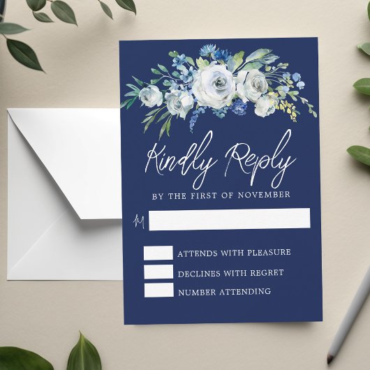Navy Blue White Floral Elegant Winter Wedding RSVP Kaartje
