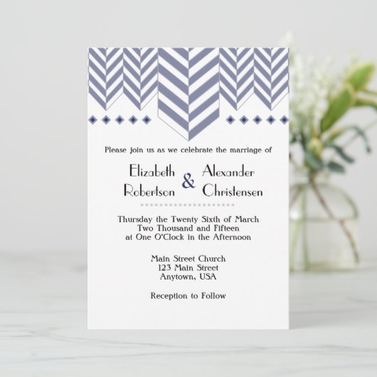 Navy Blue White Herringbone Wedding Invitation Kaart (Staand voorkant)