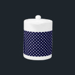 Navy Blue White Polka Dot Pattern Theepot<br><div class="desc">Navy Blue en White Polka Dot Pattern U kunt dit aanpassen met uw eigen tekst en/of afbeeldingen om dit uw eigen unieke one-of-a-type design te maken. Let op: dit is een digitaal gemaakt grafisch ontwerp dat naar het onderliggende product wordt overgebracht. Het ontwerp zelf bevat geen effectief lint, etiketten, metalen...</div>