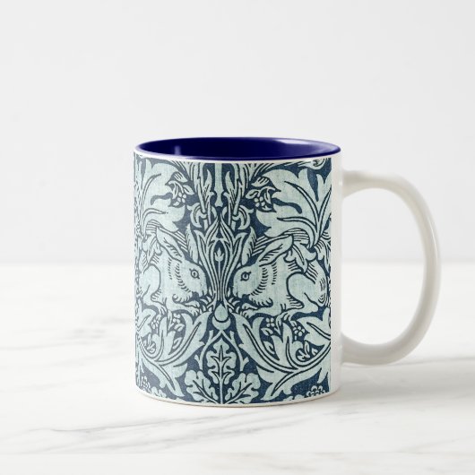 Navy Blue White Rabbit William Morris Tweekleurige Koffiemok (Rechts)