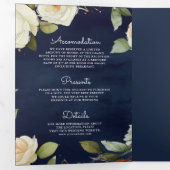 Navy Blue White Roses Mason Jar QR Code Weddenscha Drieluik Uitnodiging (Binnenzijde eerst)