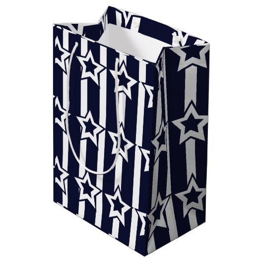 Navy Blue White Star Stripes Medium Cadeauzakje (Achterkant Gekanteld)