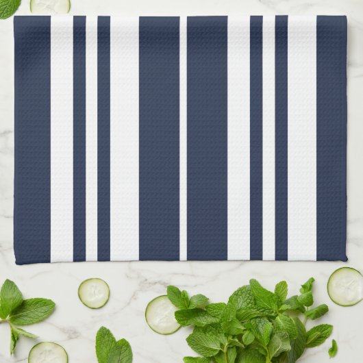 Navy Blue White Stripes Theedoek (Gevouwen)