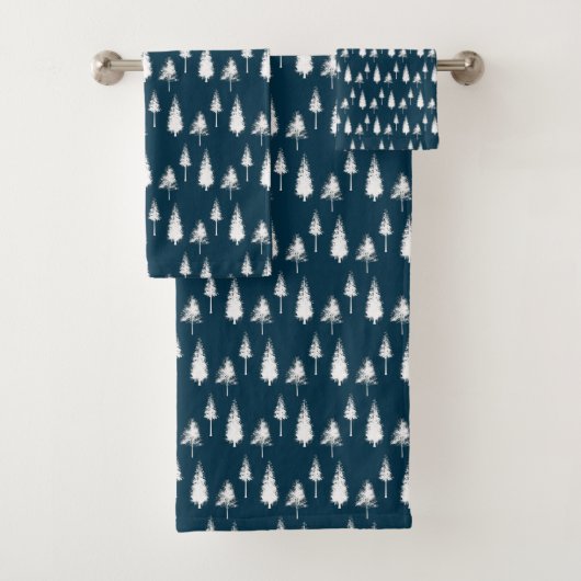 Navy Blue Winter Trees Bad Handdoek (Insitu)