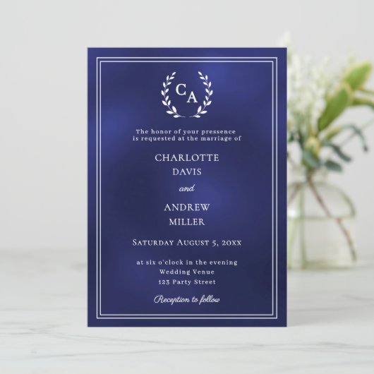 Navy blue wreath monogrammed simple wedding  kaart (Staand voorkant)