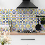 Navy Blue Yellow Mediterranean Pattern White Tegeltje<br><div class="desc">Maak kennis met onze prachtige en unieke keramische tegel die ideaal is voor een aanraking van de Middellandse Zee naar uw huis. Met zijn moderne decoratieve ornament in opvallend blauw van de marine en geel op een scherpe witte achtergrond, zal deze tegel uw ruimte met stijl en elegantie doordringen. Of...</div>