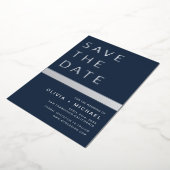 Navy Blue Zilveren Streep Save the Date Elegant Folie Uitnodiging (Gedraaid)