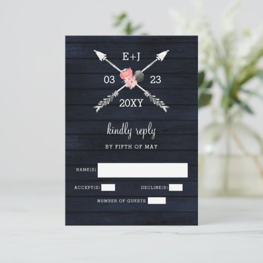 Navy Blush Barn - houtsjechische bruiloft RSVP Kaartje (Staand voorkant)