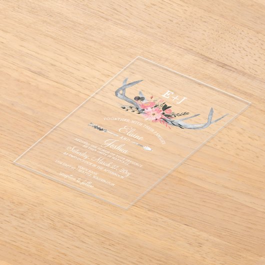 Navy Blush Blooming Antlers Land Chic Weddenschap Acryl Uitnodigingen (Laagn)