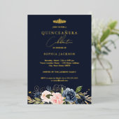 Navy Blush Pink Floral Butterfly Quinceanera Folie Uitnodiging (Staand Voorkant)