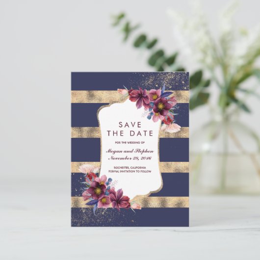 Navy Bourgondië en Gouden Bloemen Save the Date Aankondigingskaart (Staand voorkant)