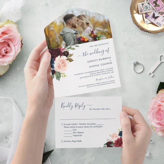 Navy Burgundy Botanical Floral Weduwfoto All In One Uitnodiging