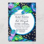 Navy Butterfly Floral Leaf Waterverf Bat Mitzvah Kaart<br><div class="desc">Dit is een majestueuze en artsy Bat Mitzvah uitnodiging voor de speciale gebeurtenis van je jonge tienermeisje. Het toont een met de hand geschilderde heldere kalkgroene, turkooisgroen, paars, neonroze, en neongele vlinder, bloem en tropische bladeren rond een cirkelblauwe waterverf grens boven op een donkerblauwachtige blauwachtige nachtelijke hemel. Op de achtergrond...</div>