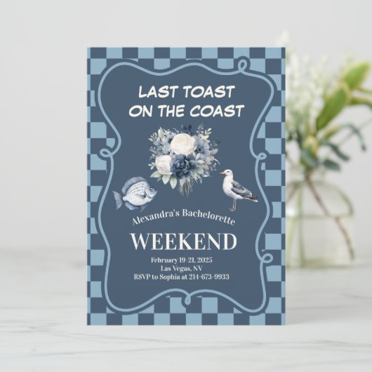 Navy Coastal Floral and Checkered Zee Bachelorette Kaart (Staand voorkant)