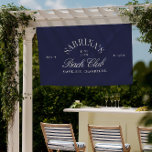 Navy Country Club vrijgezellenfeest Spandoek<br><div class="desc">Maak een statement op je vrijgezellenfeest met dit sierlijke marineblad, geïnspireerd op tennisclubs. Ontworpen met tijdloze typografie en luxe detaillering, is het perfect als een feestachtergrond, barteken of accent van een fotocabine. Volledig bewerkbaar - personaliseer de naam, datum of tekst om bij uw feest te passen. Paren perfect met andere...</div>
