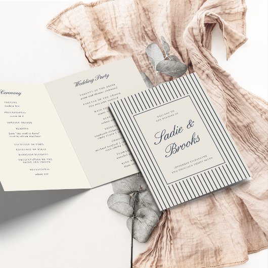 Navy & Crème Klassieke Schrift Streepjes Bruiloft Programma