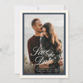 Navy & Crème Klassieke Script Foto Bruiloft Save The Date (Voorkant)