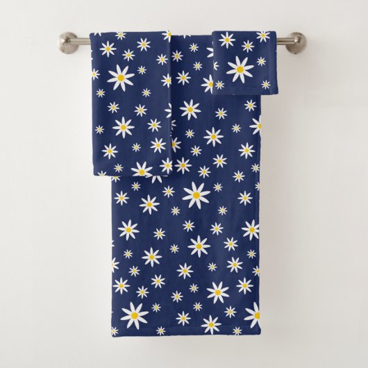 Navy Daisy Bath Towel Set Bad Handdoek (Insitu)