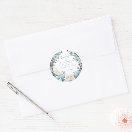 Navy Dusty Blauw Goud Bloemen Lente Bloei Bruiloft Ronde Sticker (Envelop)