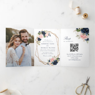 Navy en blush waterverf bloemenbruiloft drieluik aankondiging