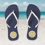 Navy en Goud Tiny Stippen Monogram Teenslippers<br><div class="desc">Aangepast afgedrukte flip flop sandalen met een schattig meisjespokpuntpatroon en je aangepaste monogram of andere tekst in een cirkelvormige lijst. Klik aanpassen het om tekstdoopvonten en kleuren te veranderen of uw eigen afbeeldingen toe te voegen om unieke één van een soortontwerp te creëer!</div>