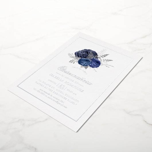 Navy en Silver Floral Quinceañera Folie Uitnodiging (Gedraaid)