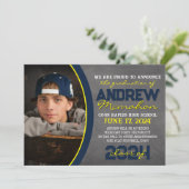 Navy en Yellow Chalkboard Afstuderen Aankondiging (Staand voorkant)