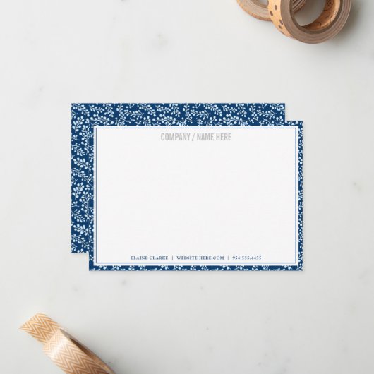 Navy Floral Greenery | Aangepaste correspondentie Notitiekaartje (Voorkant / Achterkant in situ)