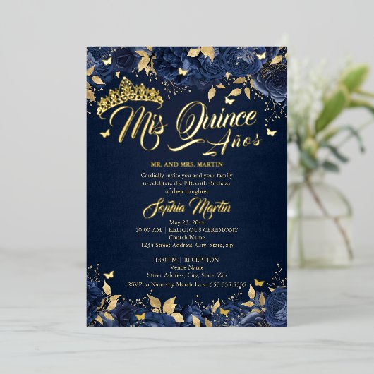 Navy Gold Roos Mis Quince Quinceanera Folie Uitnodiging (Staand Voorkant)