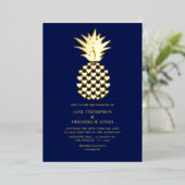 Navy & Gold Tropical Pineapple Wedding Folie Uitnodiging (Staand Voorkant)