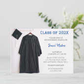 Navy Graduation Party Pet en Gown Invitation Kaart (Staand voorkant)
