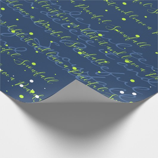 Navy Green Minimalist Custom Script Text Sneeuwval Cadeaupapier (Hoek)