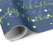Navy Green Minimalist Custom Script Text Sneeuwval Cadeaupapier (Rol Hoek)