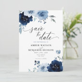 Navy Light Blue Dusty Floral Elegant Save the Date Kaart (Staand voorkant)