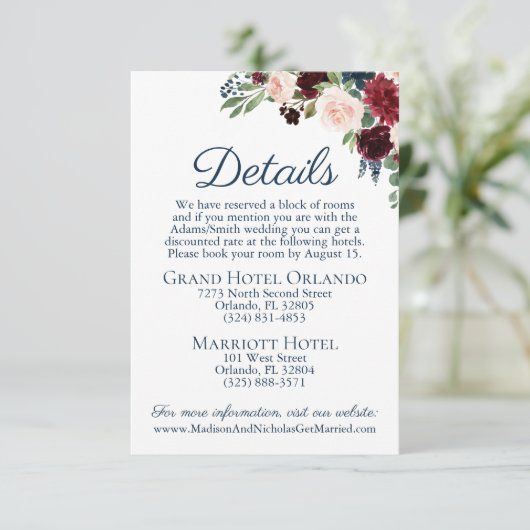 Navy Marsala Bloemen Bruiloft Details Kaart Insert (Staand voorkant)