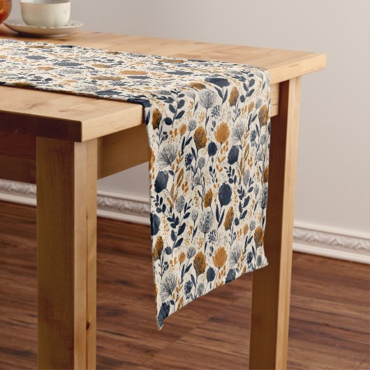 Navy & Ochre Botanical Table Runner Korte Tafelloper (Voorbeeld)