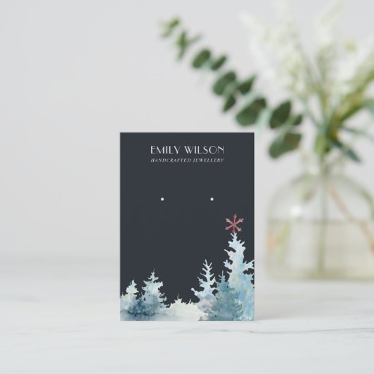 NAVY PINE TREE WINTER FOREST STUD EARRING DISPLAY VISITEKAARTJE (Staand voorkant)